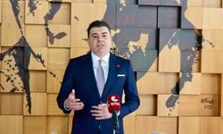 CHP Parti Sözcüsü Emre, İstanbul'da basın toplantısı düzenledi: