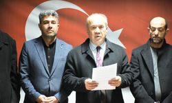 CHP'nin Disiplin Kurulu'na sevk ettiği Yazıhan Belediyesi meclis üyeleri basın açıklaması yaptı