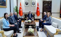 Cumhurbaşkanı Yardımcısı Yılmaz, YASED heyetini kabul etti: