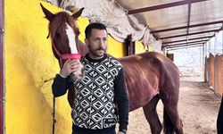 Dede yadigarı atçılığı yaşatmak için çiftlik kurdu