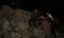 Diyarbakır'da 6 Şubat depremlerinde hayatını kaybedenler anıldı