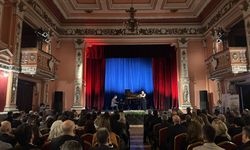 Flüt sanatçısı Zeynep Keleşoğlu ile piyanist Gökhan Aybulus Bulgaristan'da konser verdi