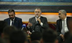 Gençlik ve Spor Bakanı Bak, Diyarbakır'da gençlerle bir araya geldi: