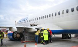 GÜNCELLEME - Antalya Havalimanı'nda kalkışa hazırlanan uçağın iniş takımlarında teknik arıza yaşandı