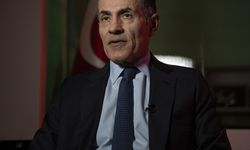 İran asıllı Prof. Nasr'dan 'İran ve ABD, savaş tehdidini diplomasiyi şekillendirmek için kullanıyor' iddiası