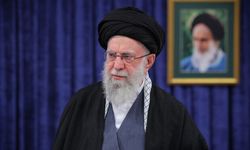 İran lideri Hamaney: 'Düşmanın umudu kırılmalı'