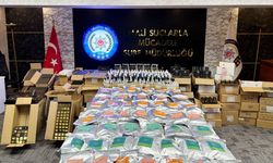 İstanbul'da sahte ilaç ve kozmetik ürünleri operasyonunda 2 zanlı yakalandı