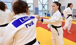 Judoya başlatan hocasıyla milli takımda antrenörlük yapıyor