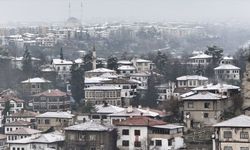 Karabük, Bolu ve Düzce'de kar etkili oldu