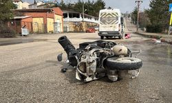 Karabük'te minibüsle çarpışan motosikletin sürücüsü öldü