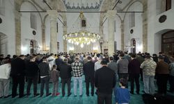 Karadeniz'de ilk teravih namazı kılındı