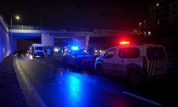 Küçükçekmece'de temizlik aracına çarpan motosikletteki 2 kişi öldü