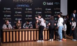 'Külliye'de Ramazan' etkinliklerinde 'Tozkoparan İskender' dizisi oyuncuları sevenleriyle buluştu