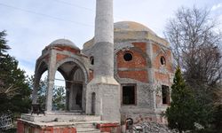 Kütahya'da Çinili Cami'nin yıkılarak yeniden yapılması için çalışmalar sürüyor