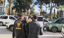 Mersin ve Şanlıurfa'da kendilerini polis olarak tanıtıp dolandırıcılık yaptığı iddiasıyla 4 zanlı tutuklandı