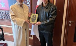 Öğrenci olarak geldiği Isparta'da Müslüman oldu