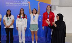 Rekortmen yüzücü Bengisu Avcı'dan yeni masterler Türkiye rekoru