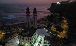 Senegal'de İlahiyat Camisi'nde toplu iftar