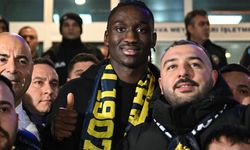 Sidiki Cherif, Fenerbahçe için İstanbul'da