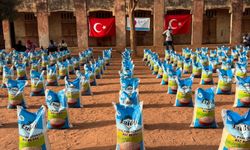 SİMDER, Mali'deki ihtiyaç sahiplerine 40 ton gıda yardımı ulaştırdı