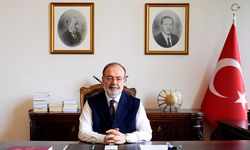 Türkiye Uluslararası İslam, Bilim ve Teknoloji Üniversitesi Rektörü Görmez, AA'nın 'Yılın Kareleri' oylamasına katıldı: