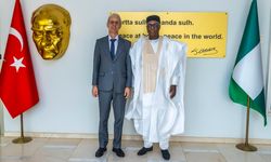 Türkiye'nin Abuja Büyükelçisi Poroy, Nijerya Senatosu Dışişleri Komitesi Başkanı Senatör Bello ile görüştü