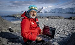 Ulusal Antarktika Bilim Seferi ekibi, Beyaz Kıta'da AA'nın 'Yılın Kareleri' oylamasına katıldı