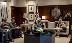 Ürdün Kralı, Amman'da Mısır Genelkurmay Başkanı ile 'savunma işbirliğini' görüştü