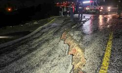 Uşak'ta yağış nedeniyle yol çöktü