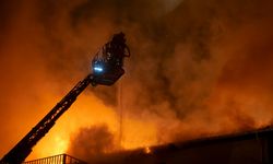 Üsküdar'da metruk binada çıkan yangın söndürüldü