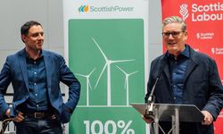 İskoçya İşçi Partisi lideri Sarwar, İngiltere Başbakan Starmer'ı istifaya çağırdı