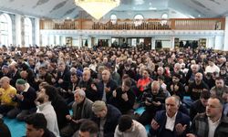 Ramazan bayramı namazında camiler tıklım tıklım doldu