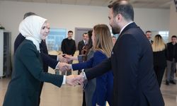 Aile ve Sosyal Hizmetler Bakanı Göktaş, bakanlık personeli ile bayramlaştı