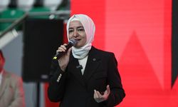 AK Parti Genel Başkan Yardımcısı Kaya, Bursa'da kadınlarla iftarda bir araya geldi: