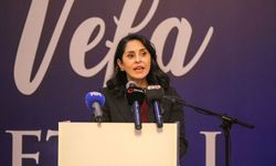 AK Parti Genel Başkan Yardımcısı Tuncer, partisinin Uşak'taki iftar programında konuştu: