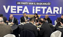 AK Parti Genel Başkan Yardımcısı Tuncer, Van'da iftar programında konuştu:
