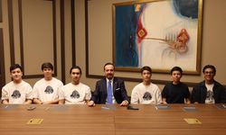 AK Parti Genel Başkan Yardımcısı Zorlu, Özbekistan'ın 'Music Bolalar' grubuyla buluştu: