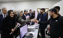 AK Parti Kadın Kolları Başkanı Ercan, Şanlıurfa'da sağlık çalışanlarını ziyaret etti