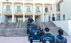 Bodrum'da göçmen kaçakçılığı yaptıkları iddiasıyla gözaltına alınan 9 zanlı tutuklandı