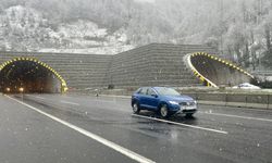 Bolu Dağı'nda kar etkili oluyor