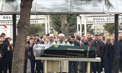 Bursa'da silahlı saldırıda öldürülen kadının cenazesi defnedildi