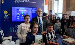 Çalışma ve Sosyal Güvenlik Bakanı Işıkhan, 'Külliye'de Ramazan' etkinlik alanını ziyaret etti: