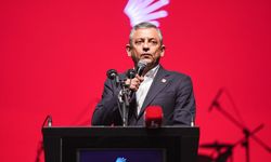 CHP Genel Başkan Özel, 'Benim Adım Özgürlük 'Sanatın, Sözün ve Özgürlüğün Buluşması'' programına katıldı: