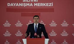 CHP Sözcüsü Emre, İstanbul'da basın toplantısı düzenledi: