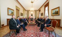 Çocukların Şiddet ve İstismardan Korunmasına Yönelik Araştırma Komisyonu, raporunu TBMM Başkanı Kurtulmuş'a sundu