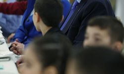 Cumhurbaşkanı Erdoğan, devlet himayesindeki çocuklarla iftarda bir araya geldi