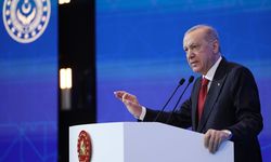 Cumhurbaşkanı Erdoğan: 'Türkiye, yakın çevresinden başlayarak yeryüzünün farklı noktalarındaki bu adaletsizliklere, zulümlere en güçlü tepkiyi veren ülkelerin başında geliyor.'