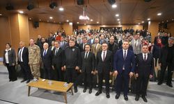 Erzurum Valisi Baruş'tan 'Dijital dünyada kütüphaneler en güvenli limandır' vurgusu: