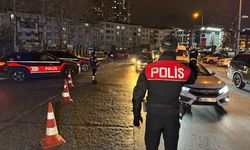 Esenyurt'ta polis ekiplerince asayiş ve trafik uygulaması yapıldı