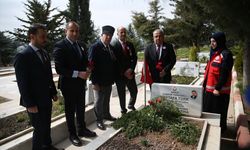 Gaziantep ve Şanlıurfa'da şehitliklerde bakım, onarım ve temizlik çalışması yapıldı